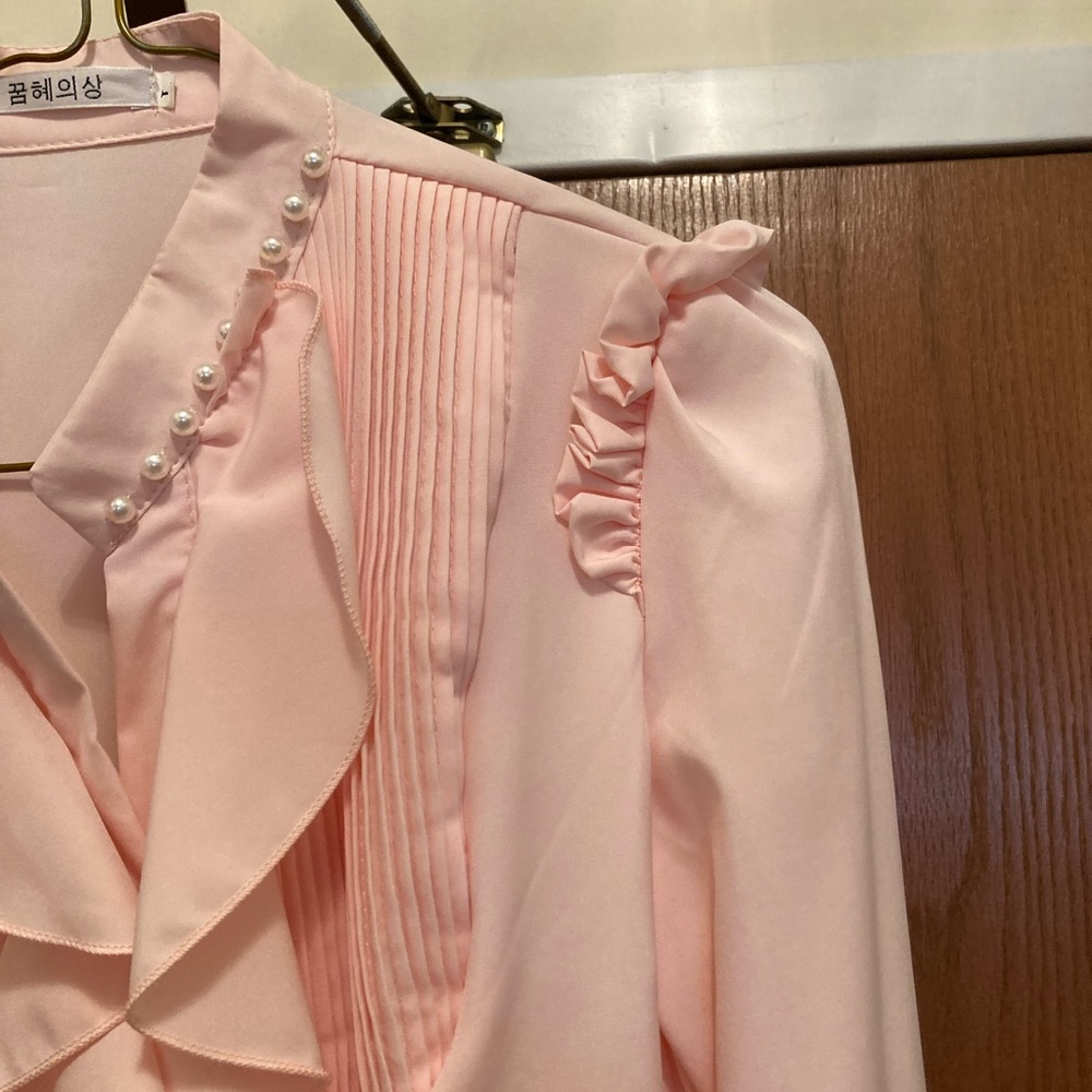 Pink blouse - Picture 2 of 2